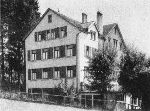 St. Gallen-Rotmonten, Fürsorgeheim Waldburg, Sonnenhaldenstraße 57